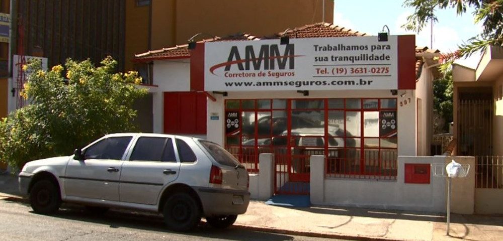 Foto da faixada da corretora suspeita de aplicar golpes AMM