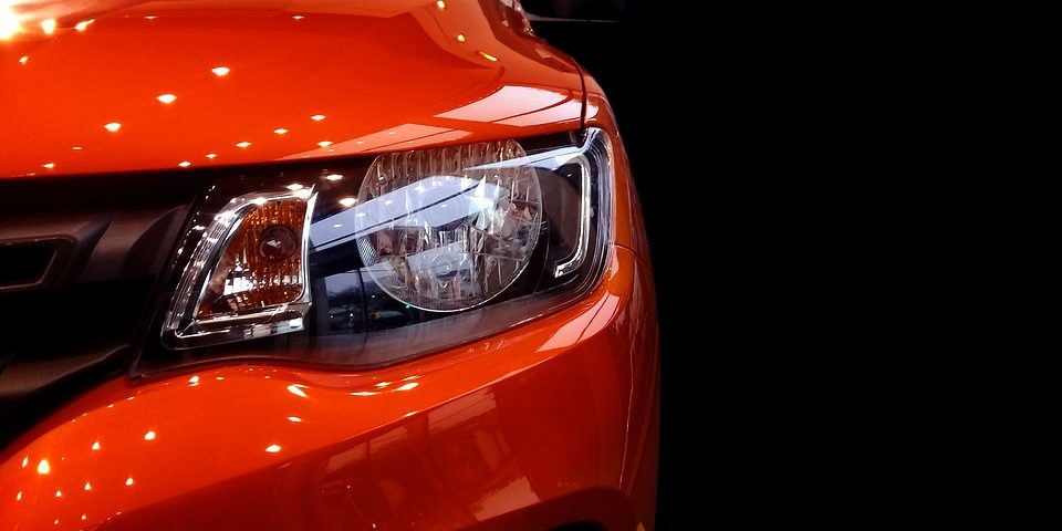 Foto da dianteira de um Renault Kwid Interatividade Corretora de Seguros